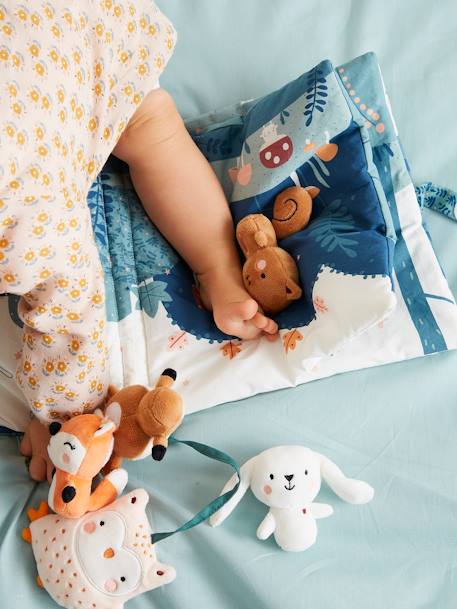 Baby Stoffbuch MÄRCHENWALD mit Kuscheltieren mehrfarbig 3