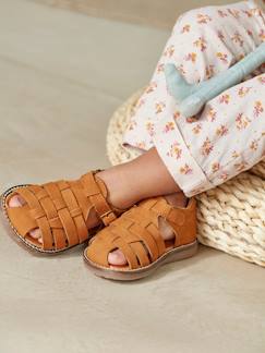 Baby Sandalen mit geschlossener Kappe  [numero-image]