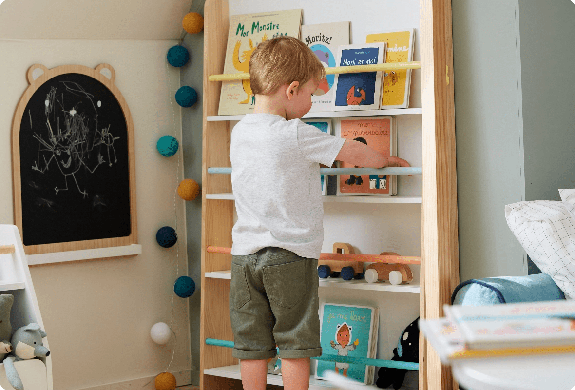 Bücherregal für große Kinder